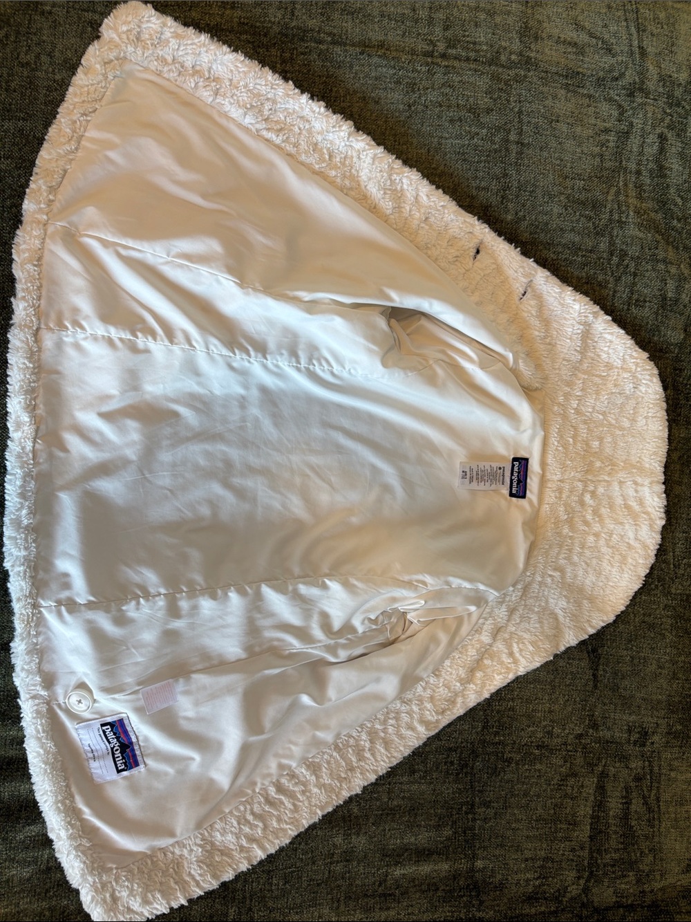 Patagonia White Faux Fur Girls Medium (10) Coat/Jacket - Picture 9 of 13